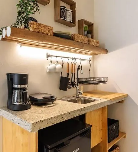 Stylish & Tiny Room-city Center * Saloniki