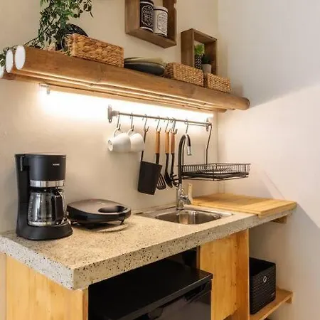 Stylish & Tiny Room-city Center * Saloniki