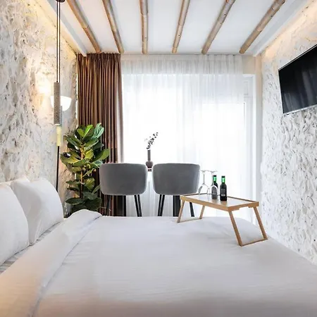 Stylish & Tiny Room-city Center Apartament *