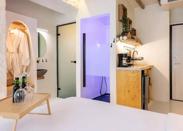 Stylish & Tiny Room-city Center * 테살로니키