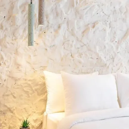 Stylish & Tiny Room-city Center Apartment